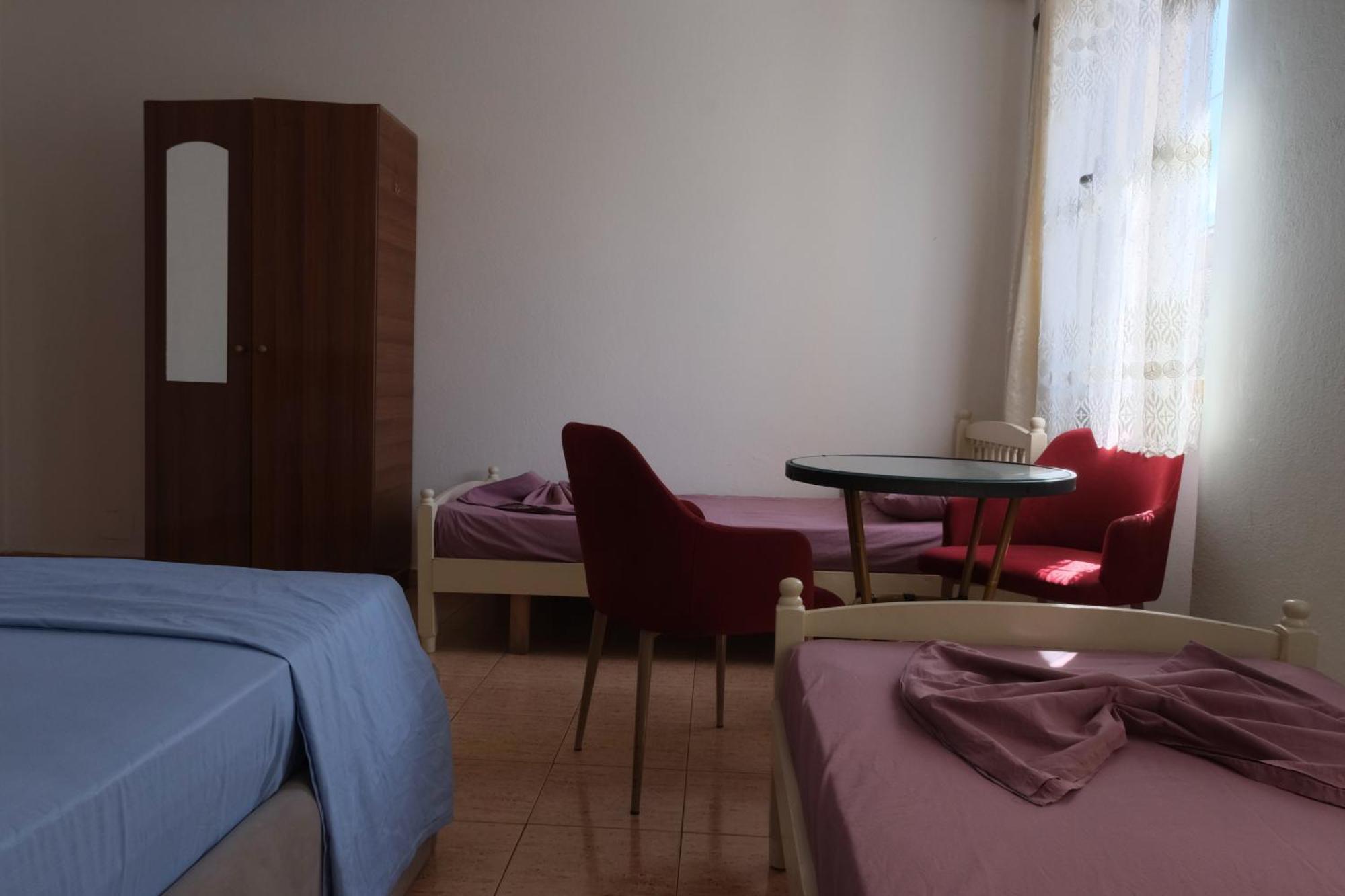 My Hostel - Privates And Dorms Szkodra Zewnętrze zdjęcie
